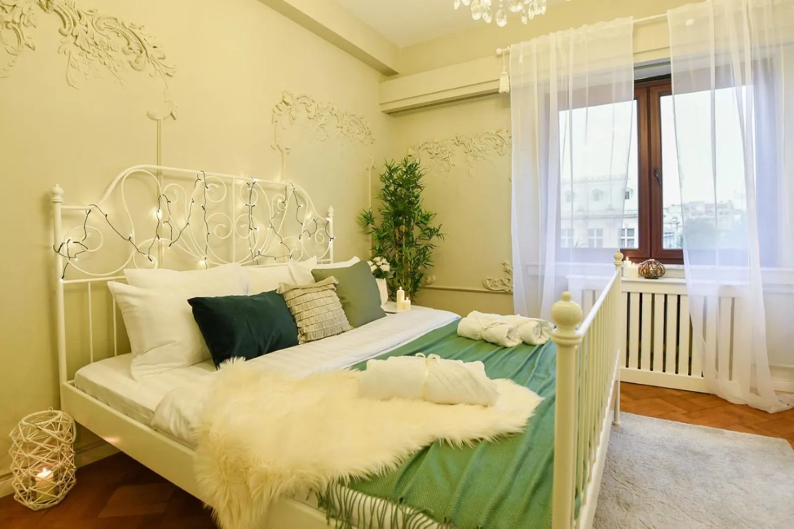 Cozy Studio Overlooking The Old Town Bucureşti Apartament