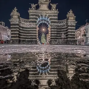 Porta Garibaldi , Catania Italia